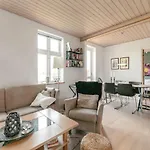Holiday home Three-bedroom In Nexo