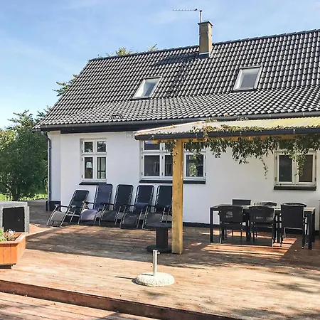 Casa vacanze Three-bedroom In Neksø
