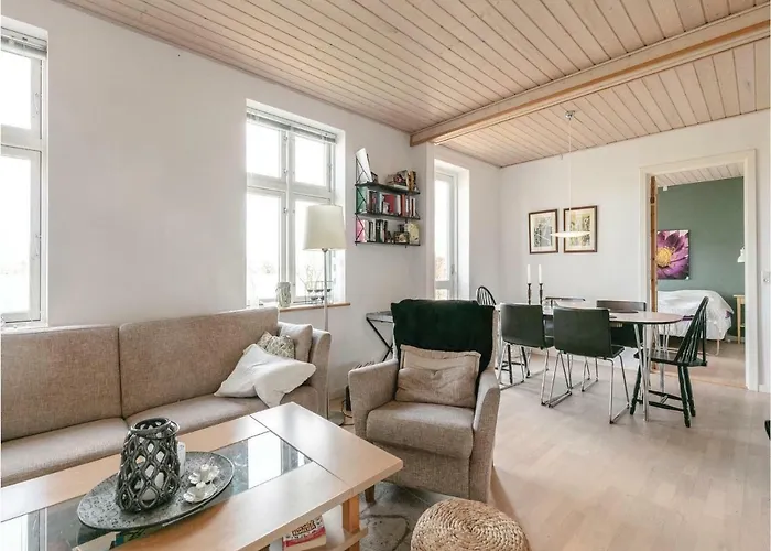 Casa vacanze Three-bedroom In Neksø